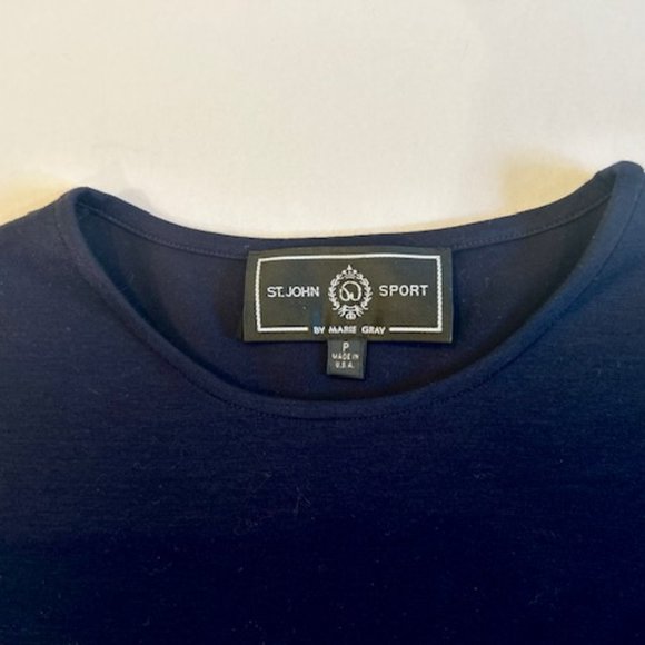 St. John Sport Navy Top - Size P (2) - Picture 2 of 5